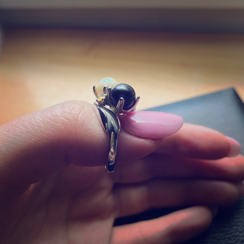 Ying&Yang Pearl Ring